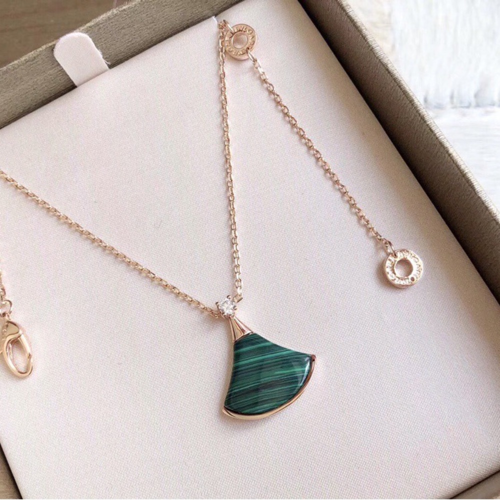 Bulgarian Rose Gold Necklace with Green Fan Pendant - Picture 2 of 5